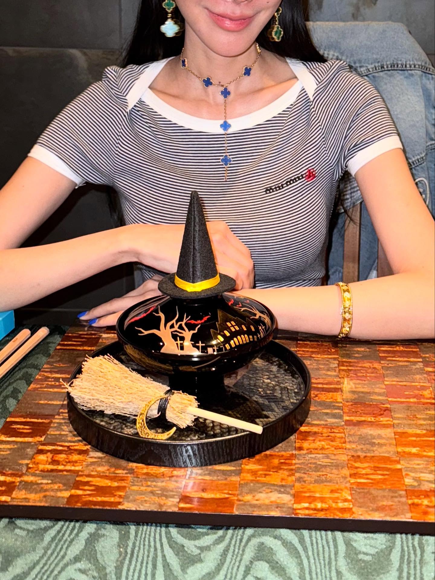 อิ๊งค์ - ภัทรานิษฐ์ วิริยะบำรุงกิจ