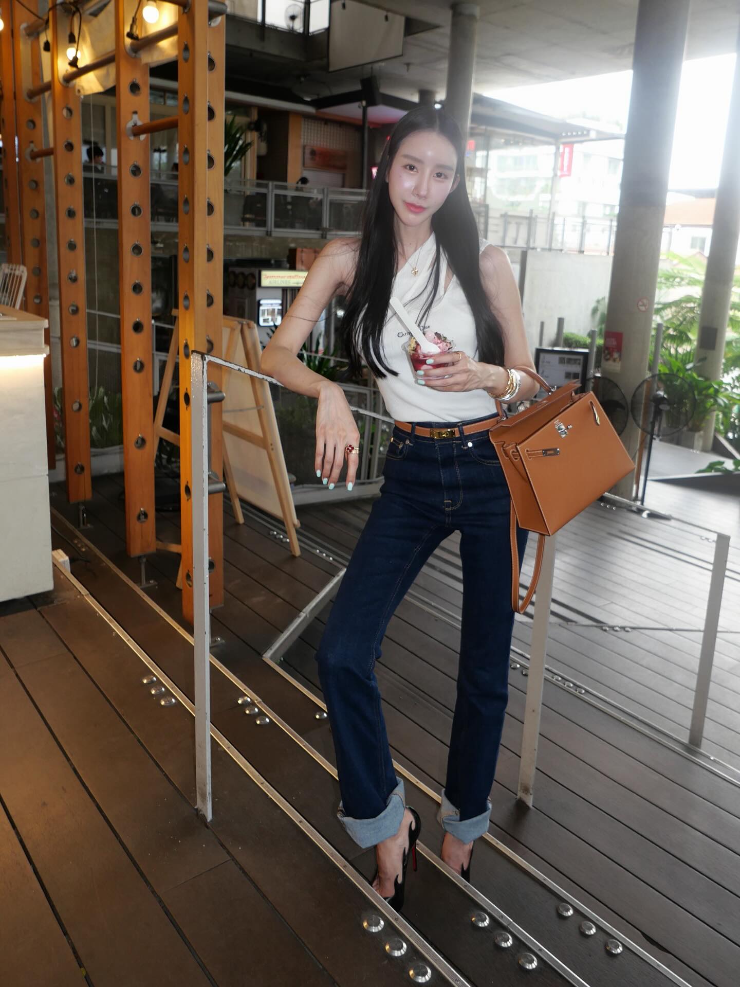 อิ๊งค์ - ภัทรานิษฐ์ วิริยะบำรุงกิจ