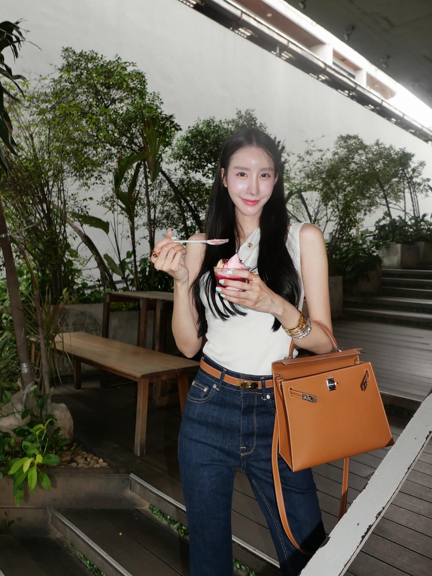 อิ๊งค์ - ภัทรานิษฐ์ วิริยะบำรุงกิจ