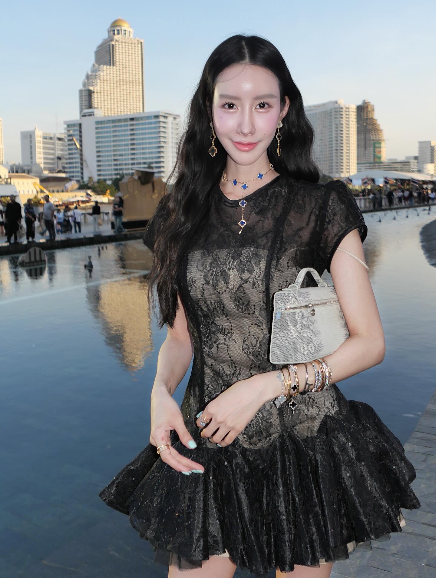 อิ๊งค์ - ภัทรานิษฐ์ วิริยะบำรุงกิจ