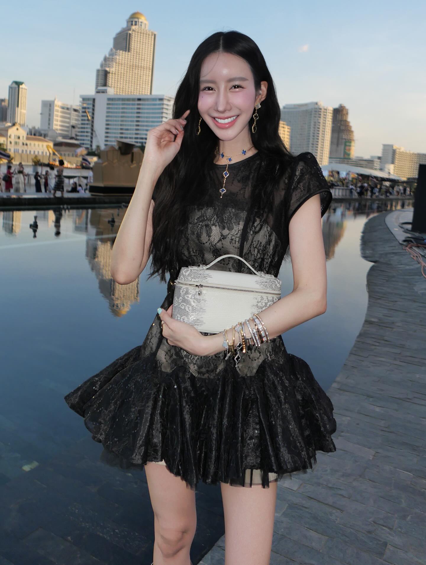 อิ๊งค์ - ภัทรานิษฐ์ วิริยะบำรุงกิจ