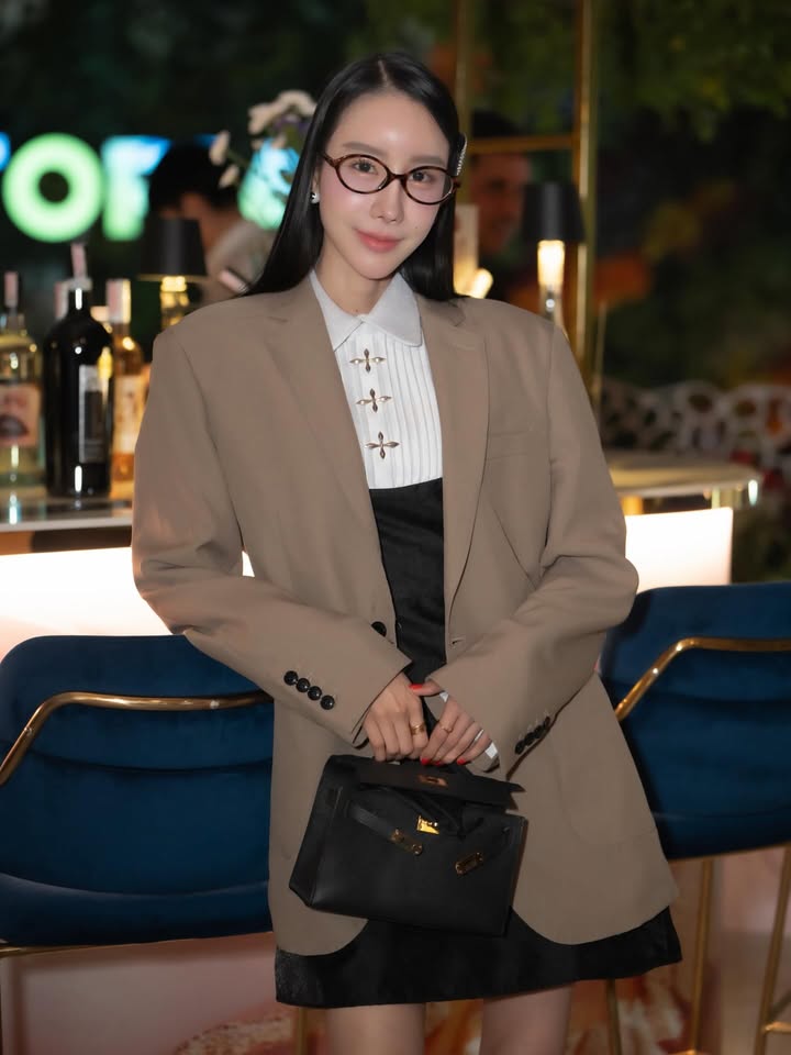 อิ๊งค์ - ภัทรานิษฐ์ วิริยะบำรุงกิจ