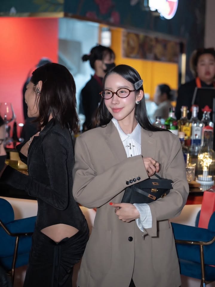 อิ๊งค์ - ภัทรานิษฐ์ วิริยะบำรุงกิจ