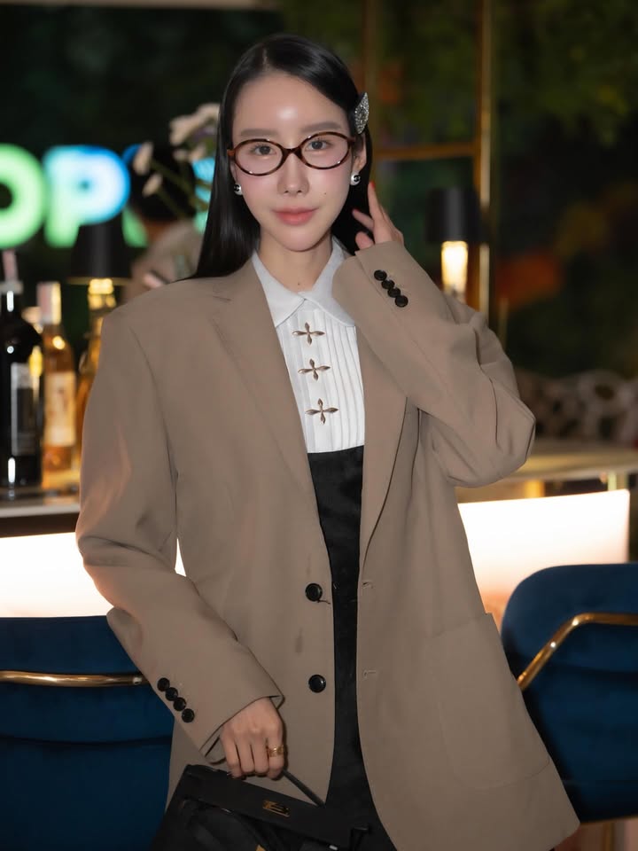 อิ๊งค์ - ภัทรานิษฐ์ วิริยะบำรุงกิจ