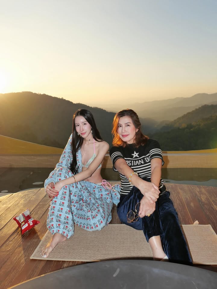 อิ๊งค์ - ภัทรานิษฐ์ วิริยะบำรุงกิจ