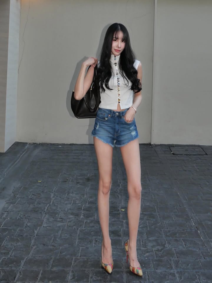 อิ๊งค์ - ภัทรานิษฐ์ วิริยะบำรุงกิจ