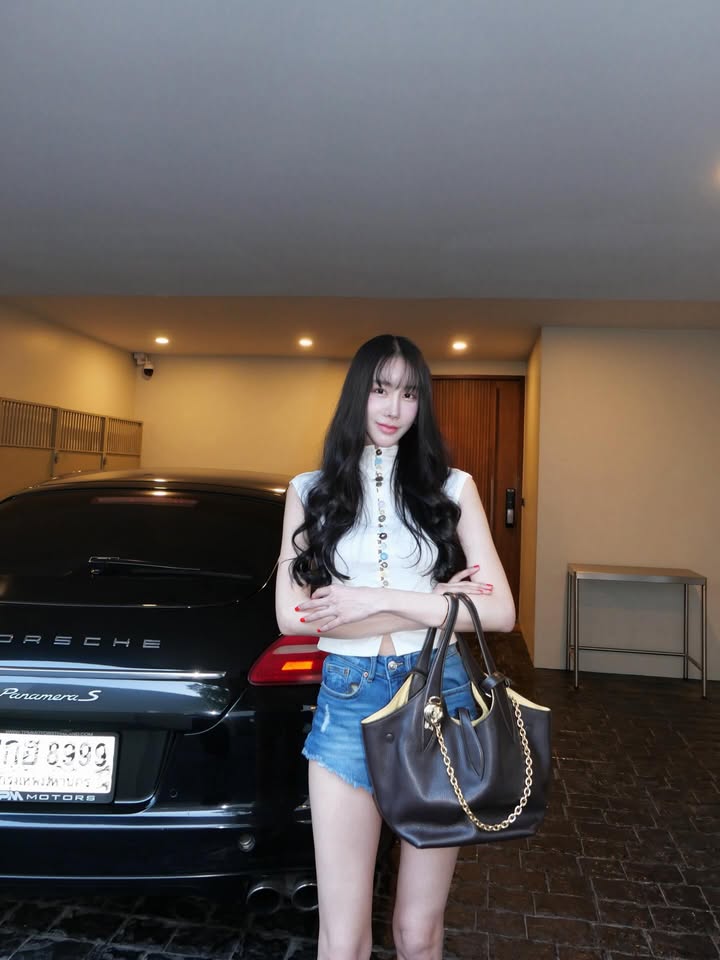 อิ๊งค์ - ภัทรานิษฐ์ วิริยะบำรุงกิจ