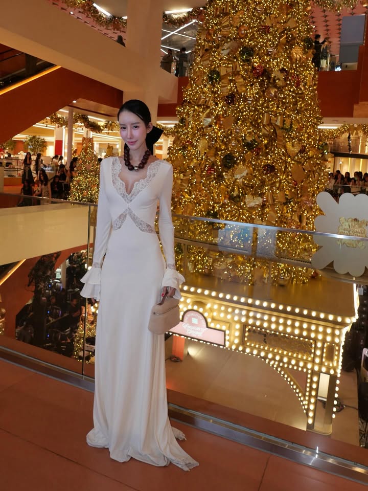 อิ๊งค์ - ภัทรานิษฐ์ วิริยะบำรุงกิจ