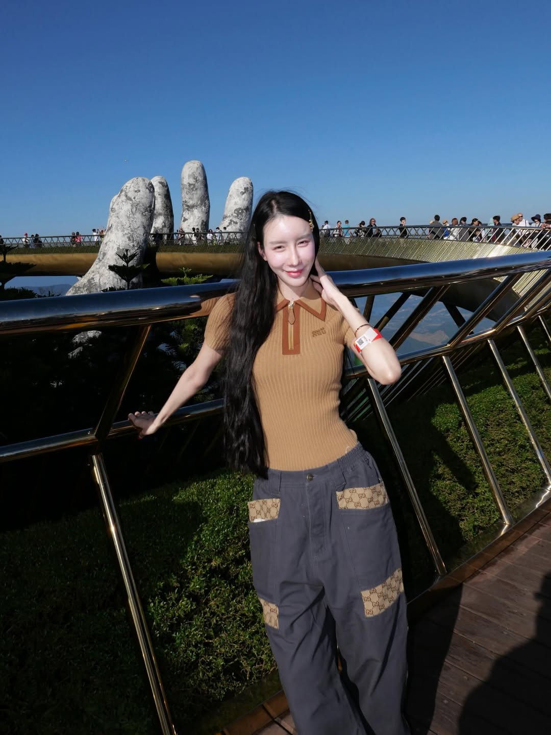 อิ๊งค์ - ภัทรานิษฐ์ วิริยะบำรุงกิจ