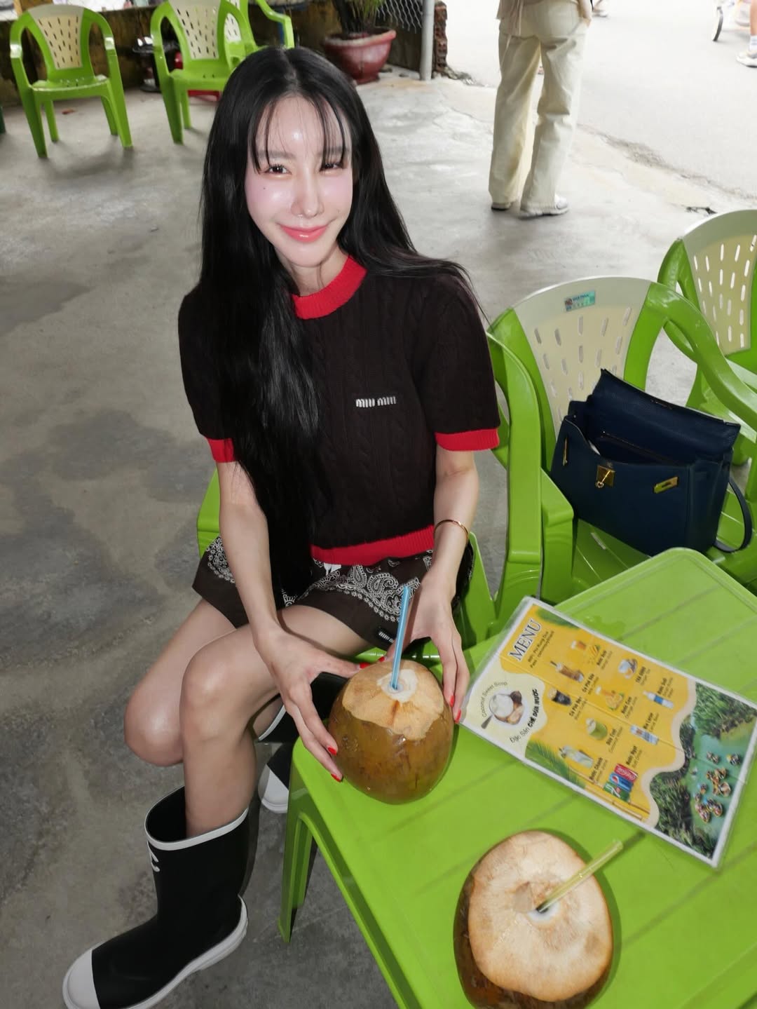 อิ๊งค์ - ภัทรานิษฐ์ วิริยะบำรุงกิจ