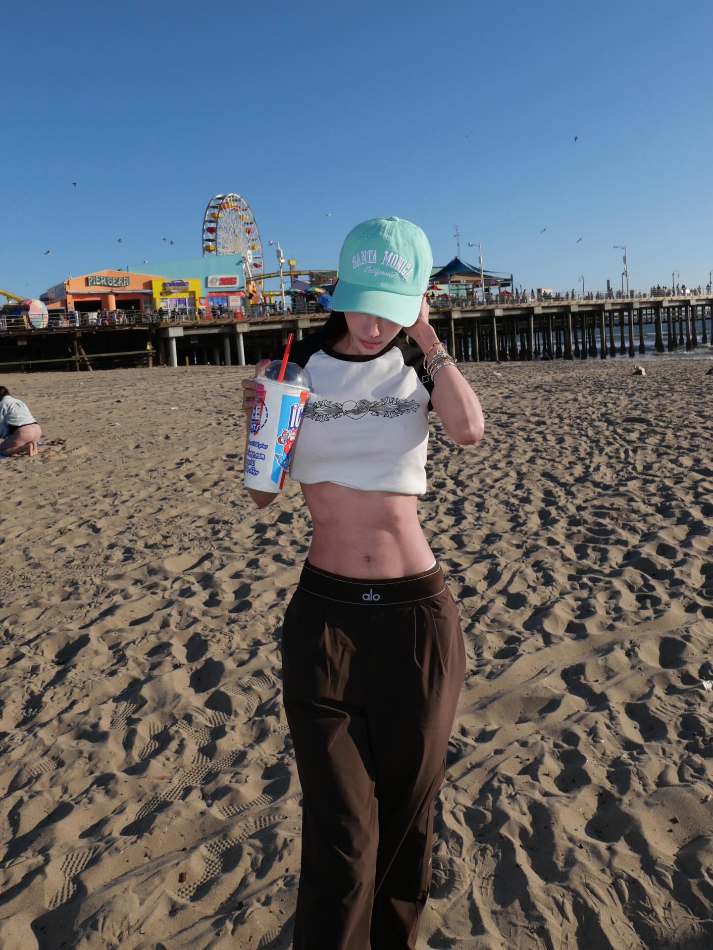 อิ๊งค์ - ภัทรานิษฐ์ วิริยะบำรุงกิจ