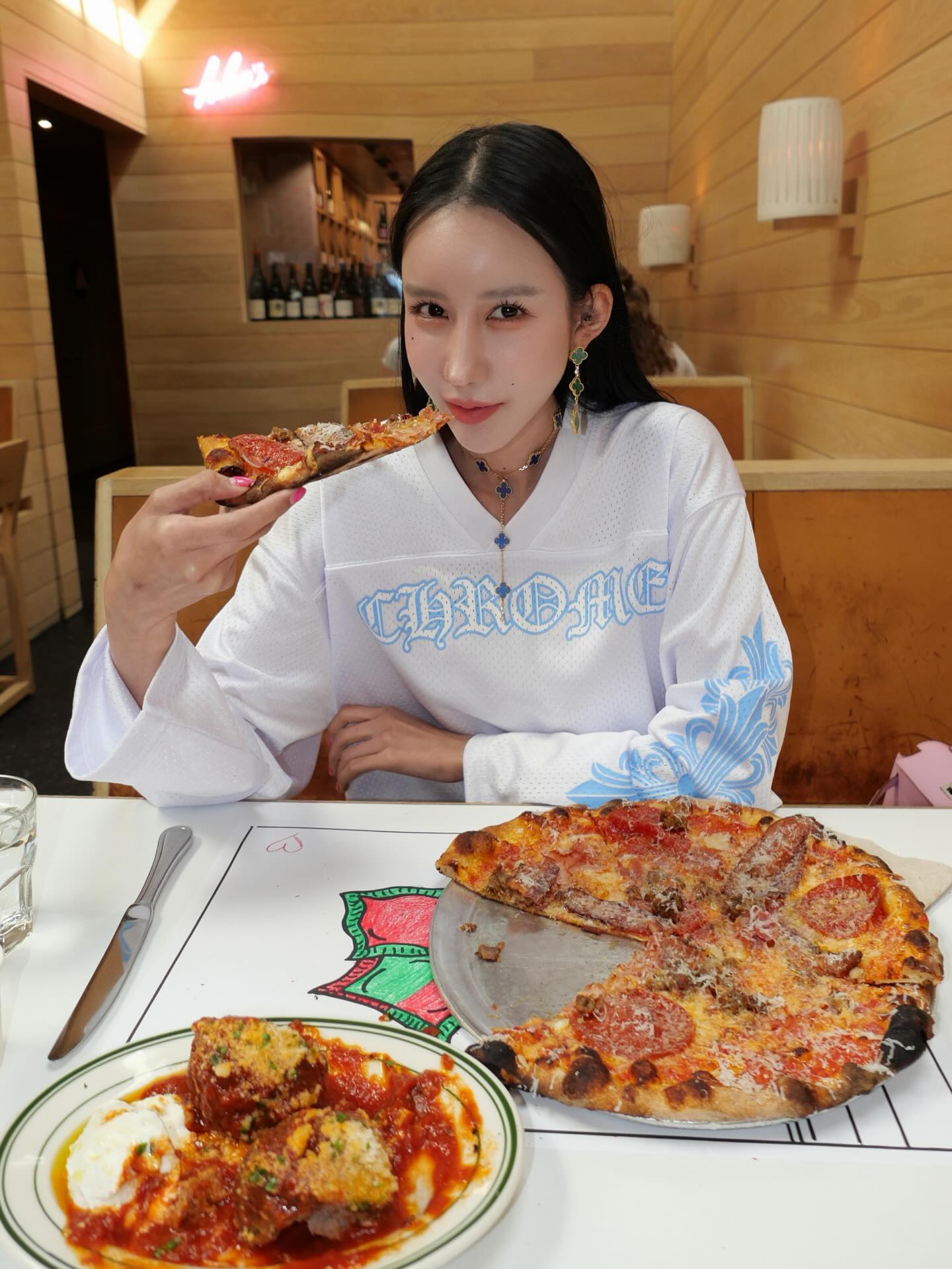 อิ๊งค์ - ภัทรานิษฐ์ วิริยะบำรุงกิจ