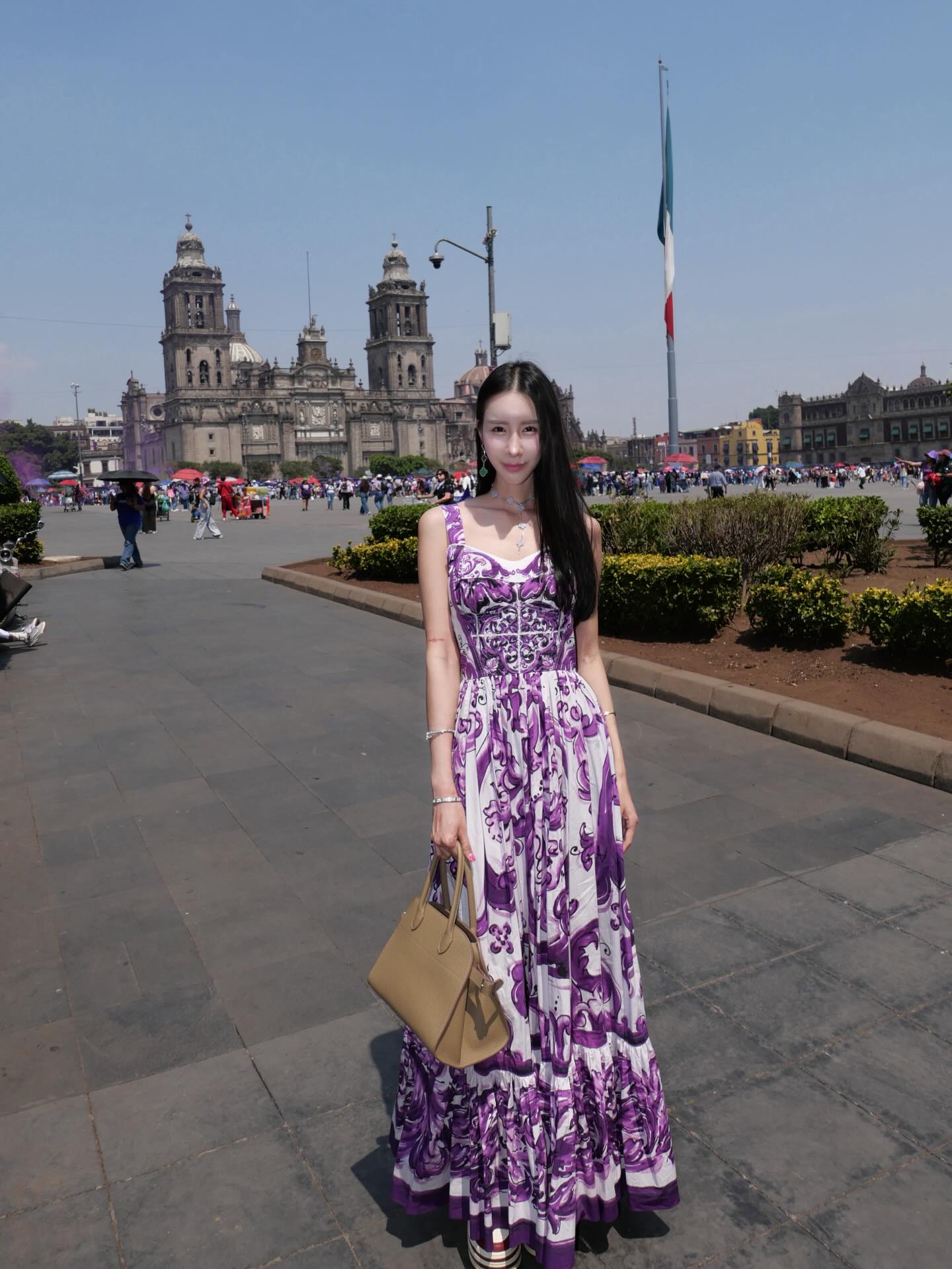 อิ๊งค์ - ภัทรานิษฐ์ วิริยะบำรุงกิจ