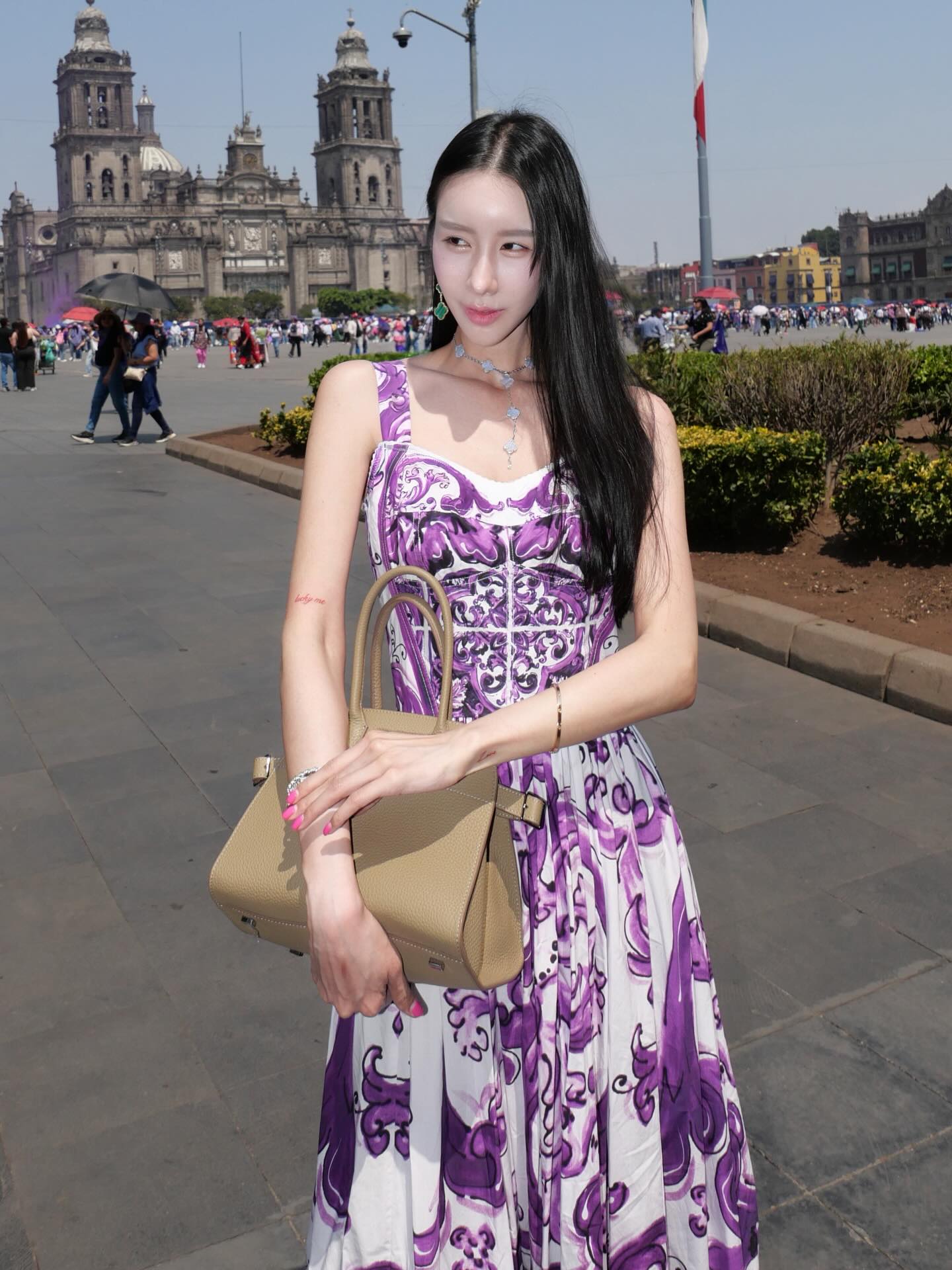 อิ๊งค์ - ภัทรานิษฐ์ วิริยะบำรุงกิจ