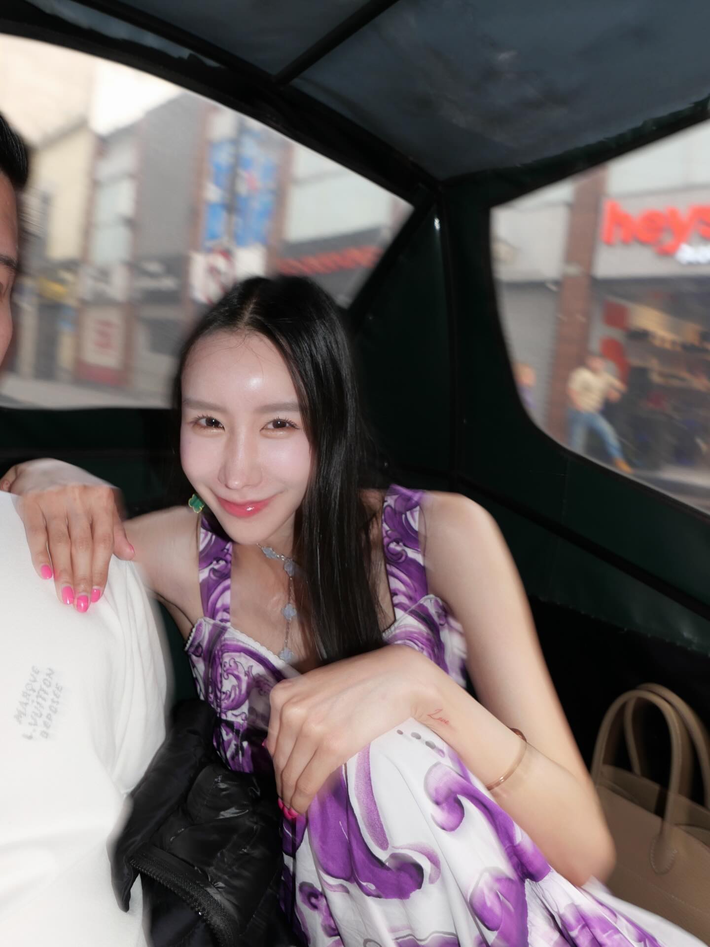 อิ๊งค์ - ภัทรานิษฐ์ วิริยะบำรุงกิจ