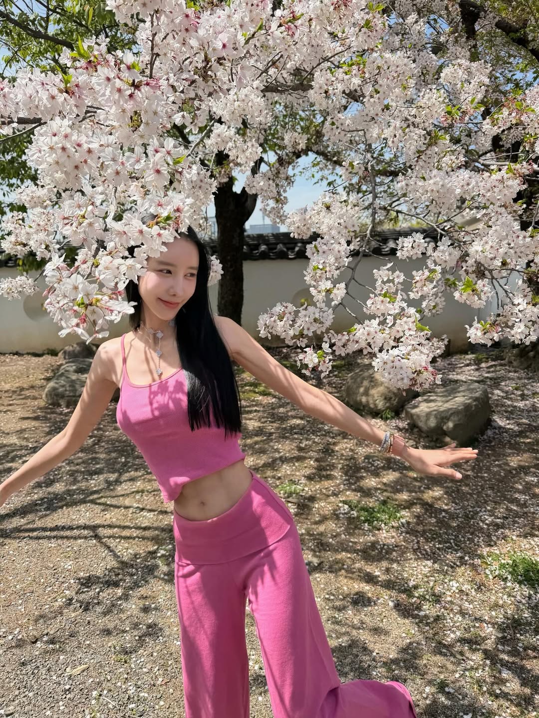 อิ๊งค์ - ภัทรานิษฐ์ วิริยะบำรุงกิจ