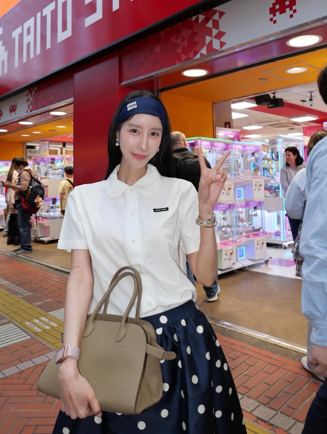 อิ๊งค์ - ภัทรานิษฐ์ วิริยะบำรุงกิจ