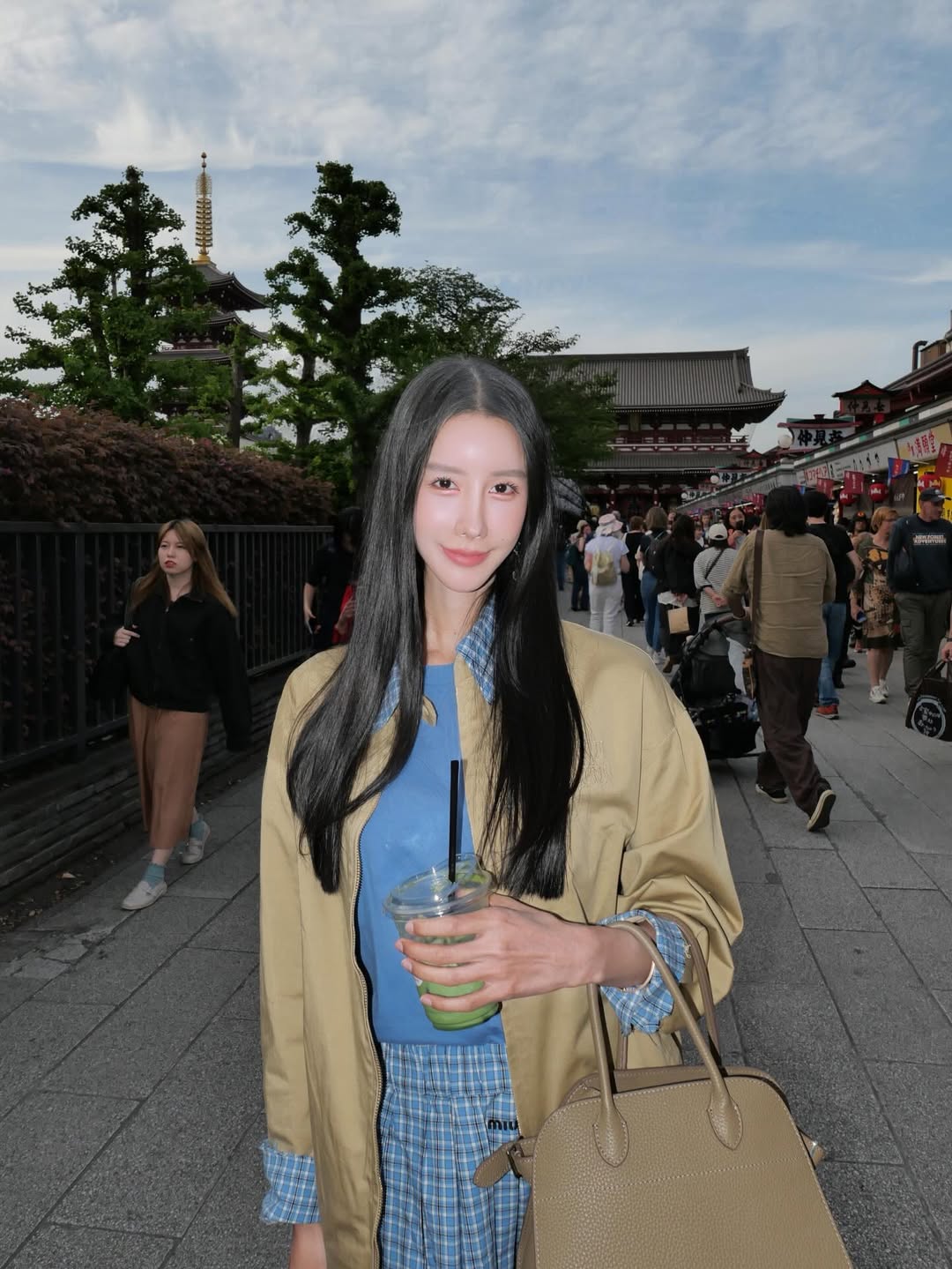 อิ๊งค์ - ภัทรานิษฐ์ วิริยะบำรุงกิจ