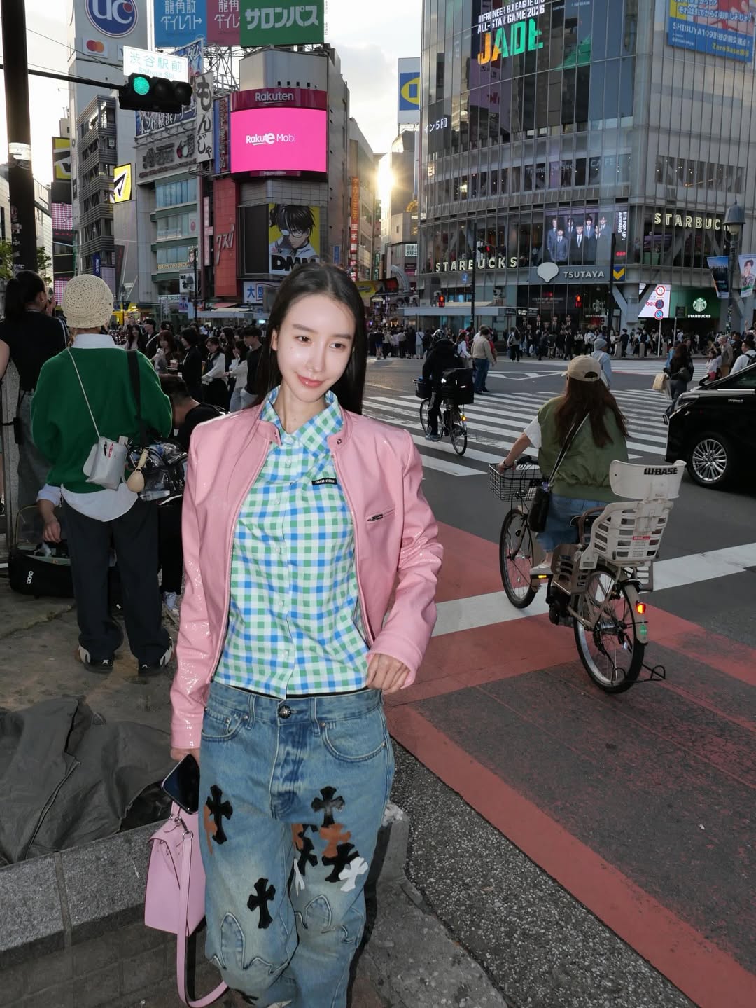 อิ๊งค์ - ภัทรานิษฐ์ วิริยะบำรุงกิจ