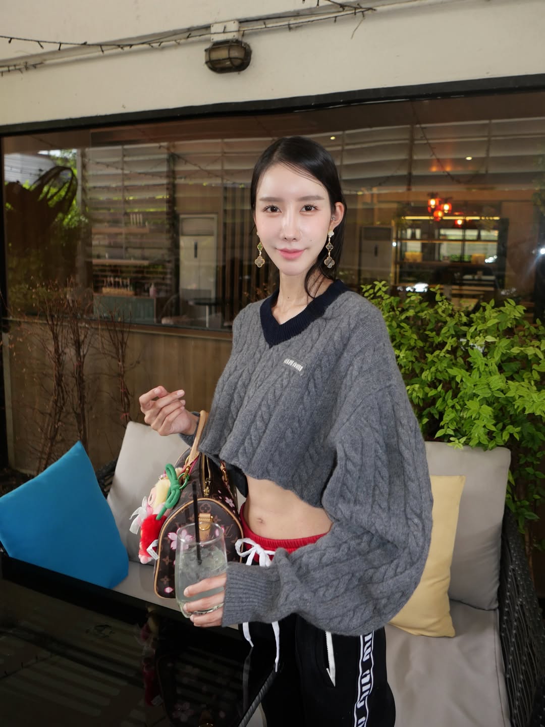 อิ๊งค์ - ภัทรานิษฐ์ วิริยะบำรุงกิจ