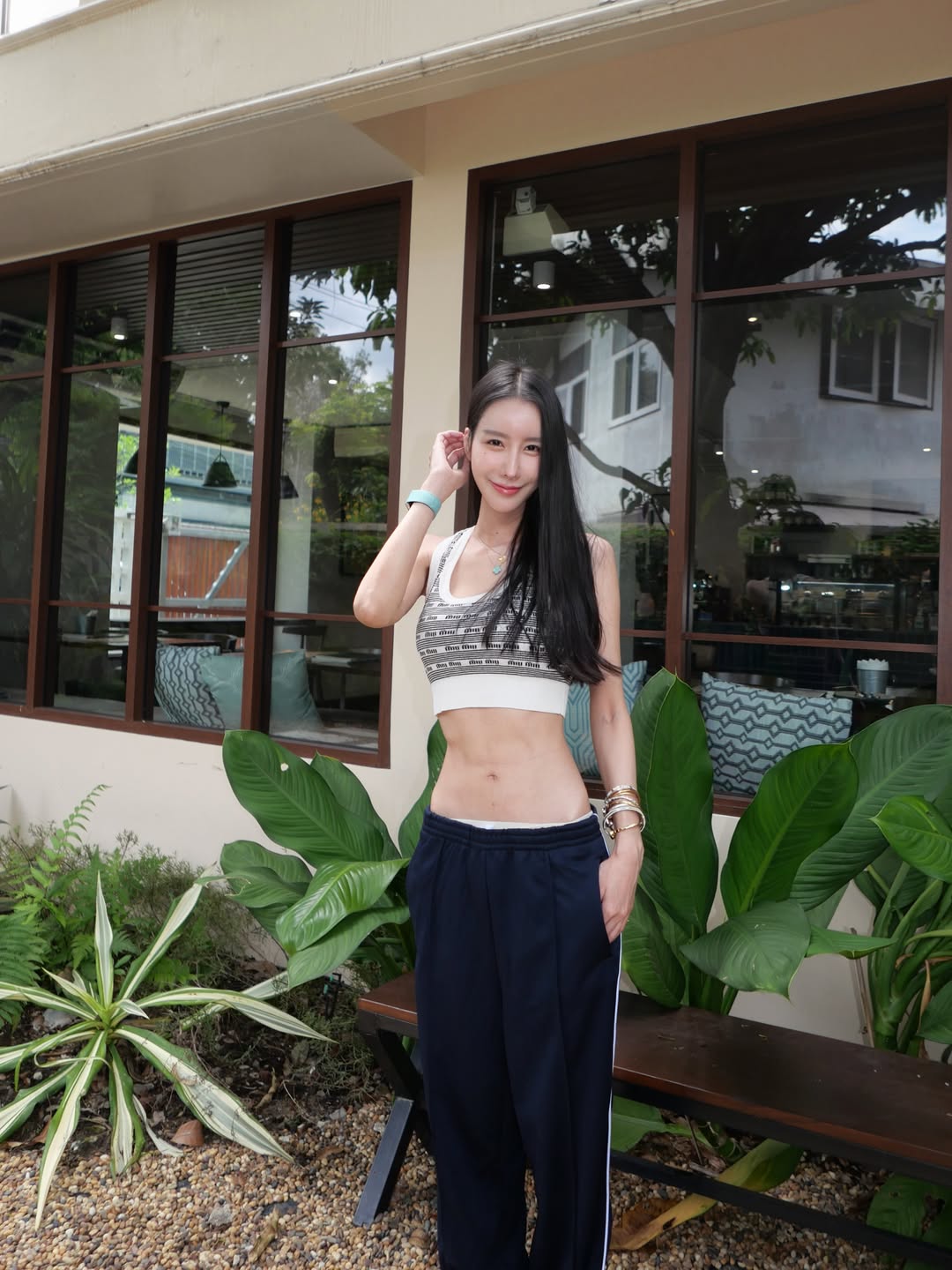 อิ๊งค์ - ภัทรานิษฐ์ วิริยะบำรุงกิจ
