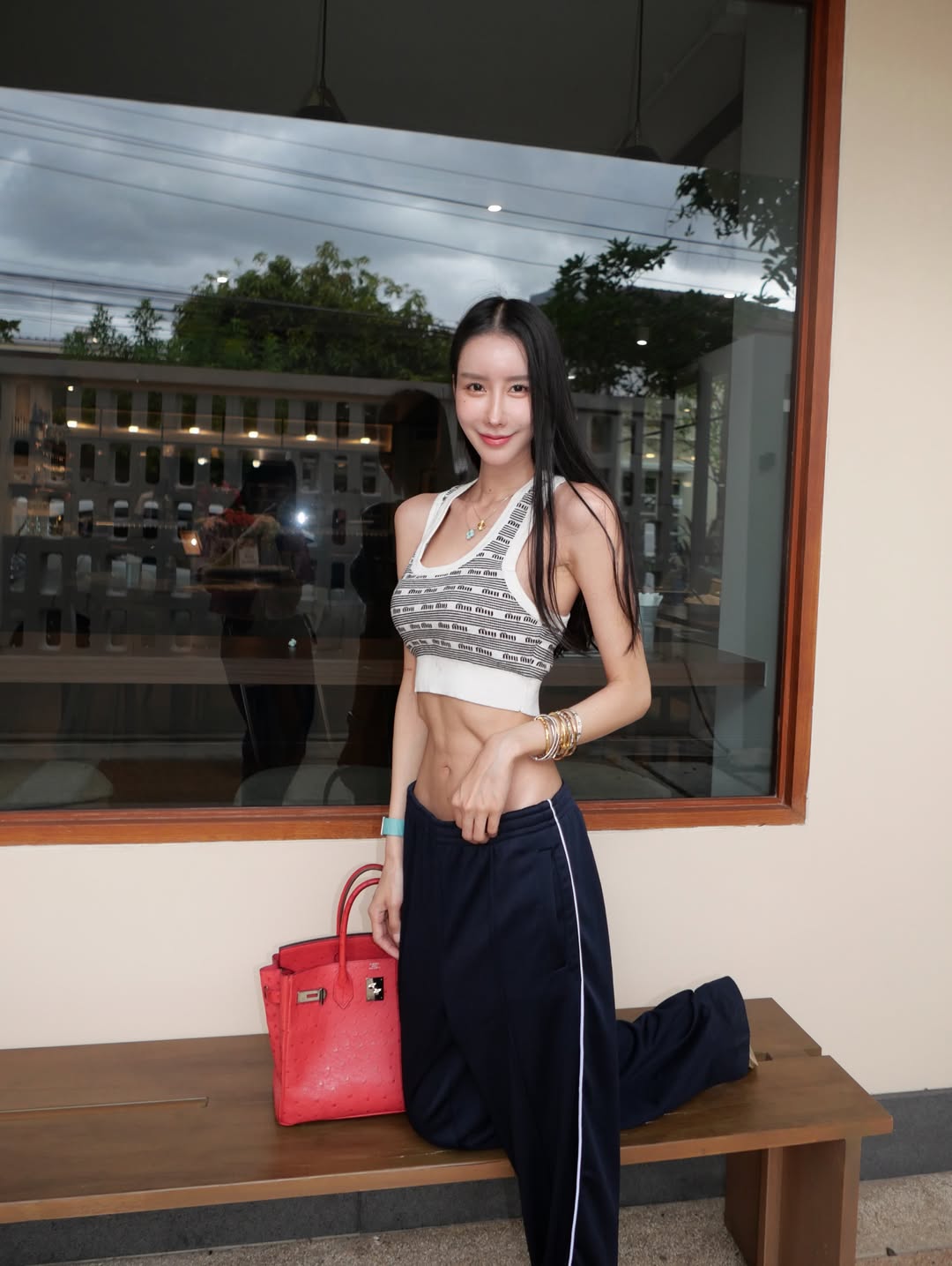 อิ๊งค์ - ภัทรานิษฐ์ วิริยะบำรุงกิจ