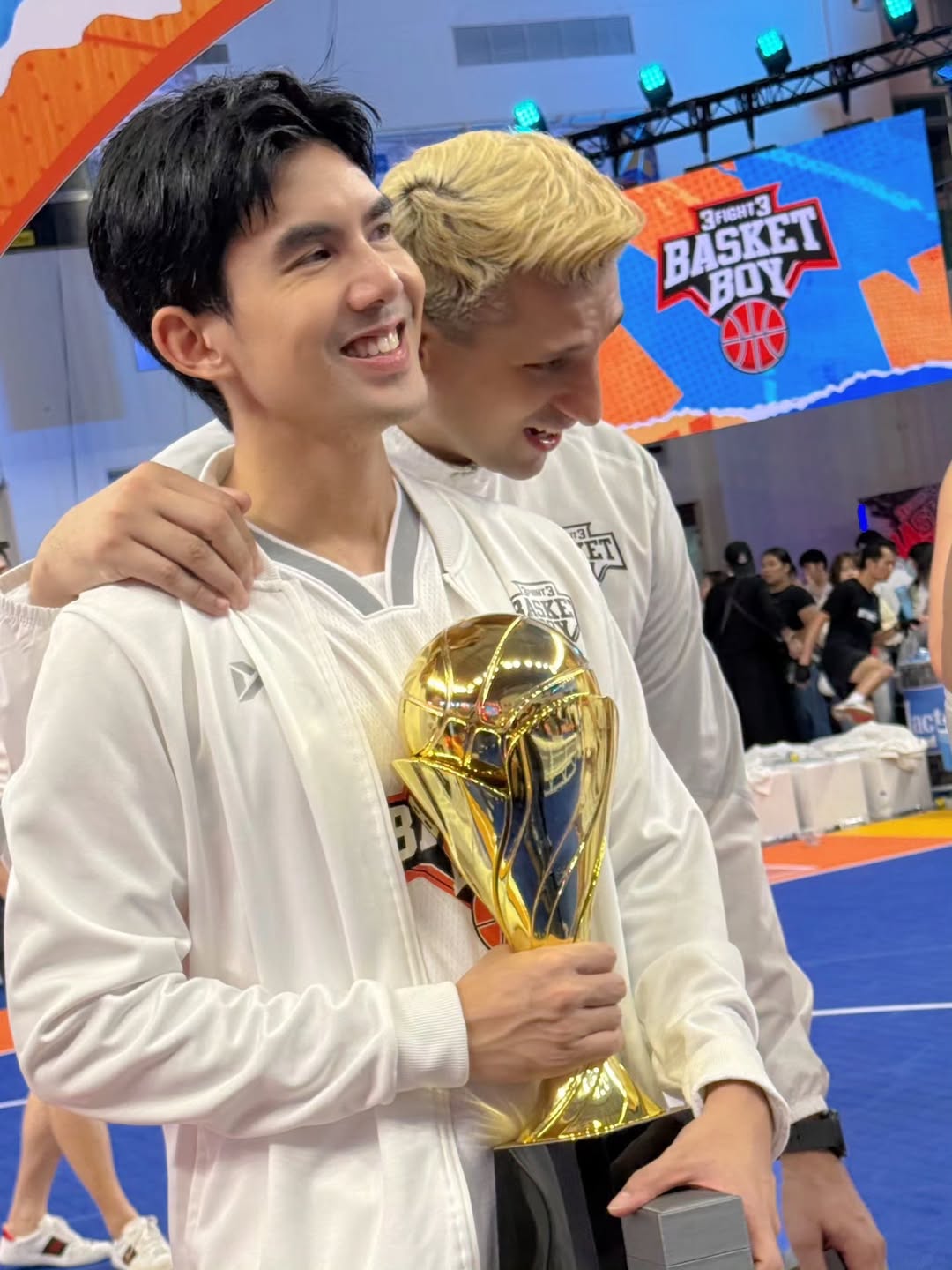 เต๋อ - ฉันทวิชช์ ธนะเสวี