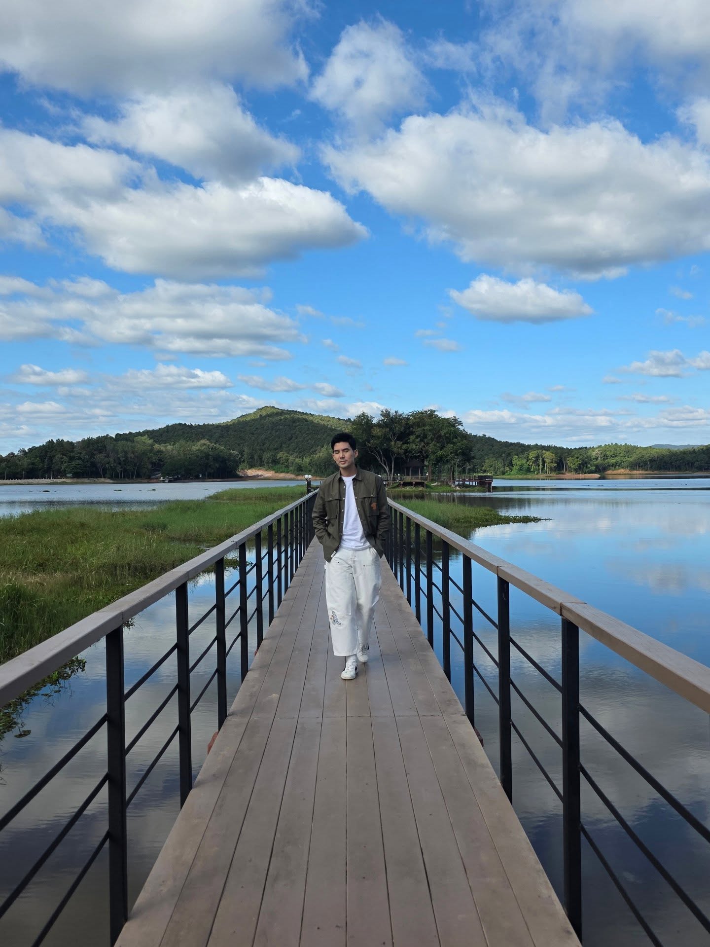 เต๋อ - ฉันทวิชช์ ธนะเสวี