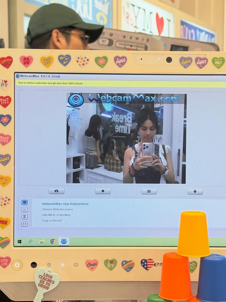 ฟ้า - ษริกา สารทศิลป์ศุภา