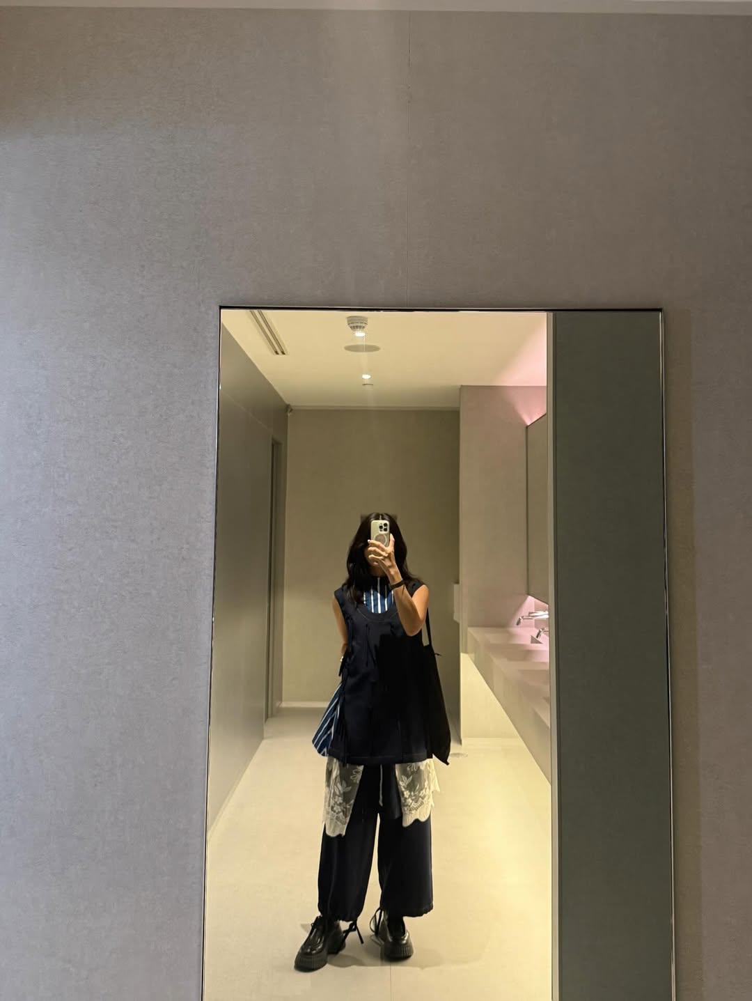 ฟ้า - ษริกา สารทศิลป์ศุภา