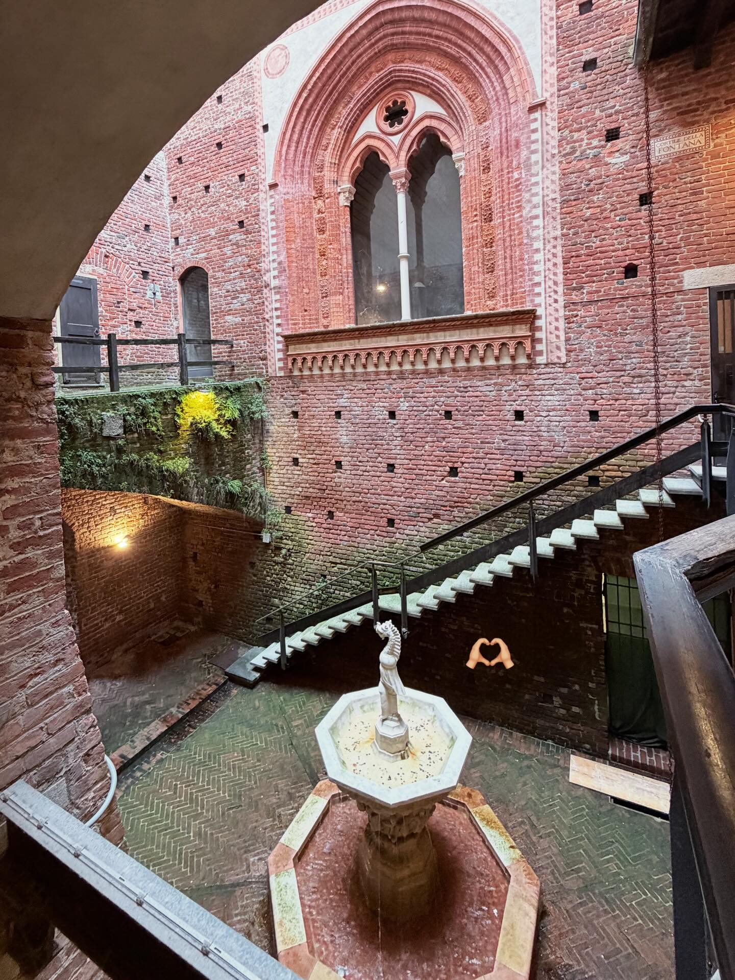 ตุลย์ - ภากร ธนศรีวนิชชัย