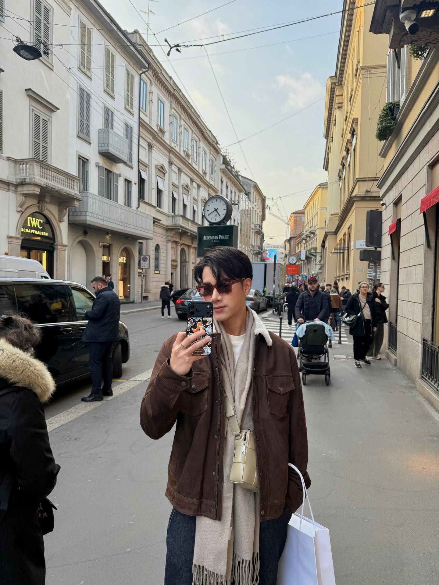 ตุลย์ - ภากร ธนศรีวนิชชัย