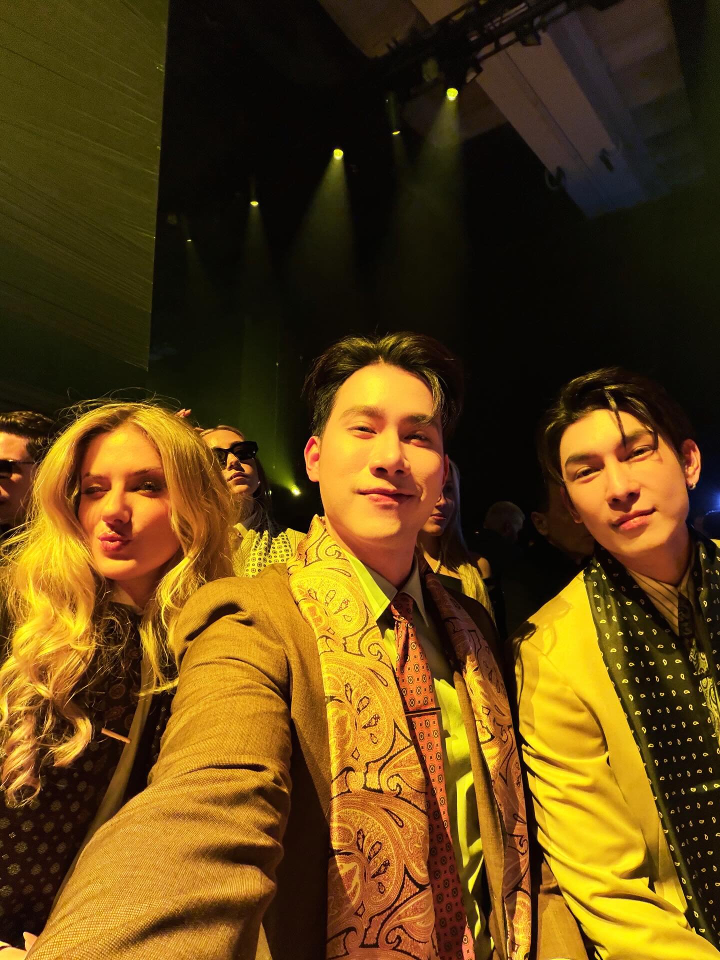 ตุลย์ - ภากร ธนศรีวนิชชัย