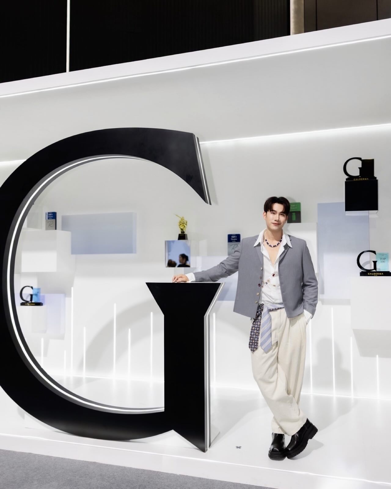 ตุลย์ - ภากร ธนศรีวนิชชัย