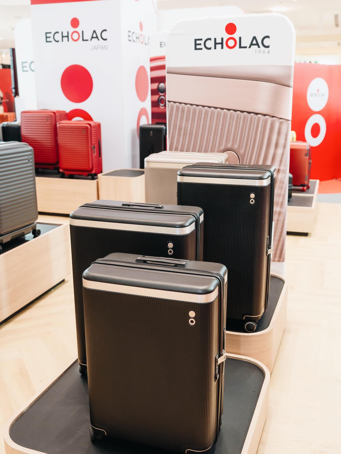 ตุลย์ - ภากร ธนศรีวนิชชัย