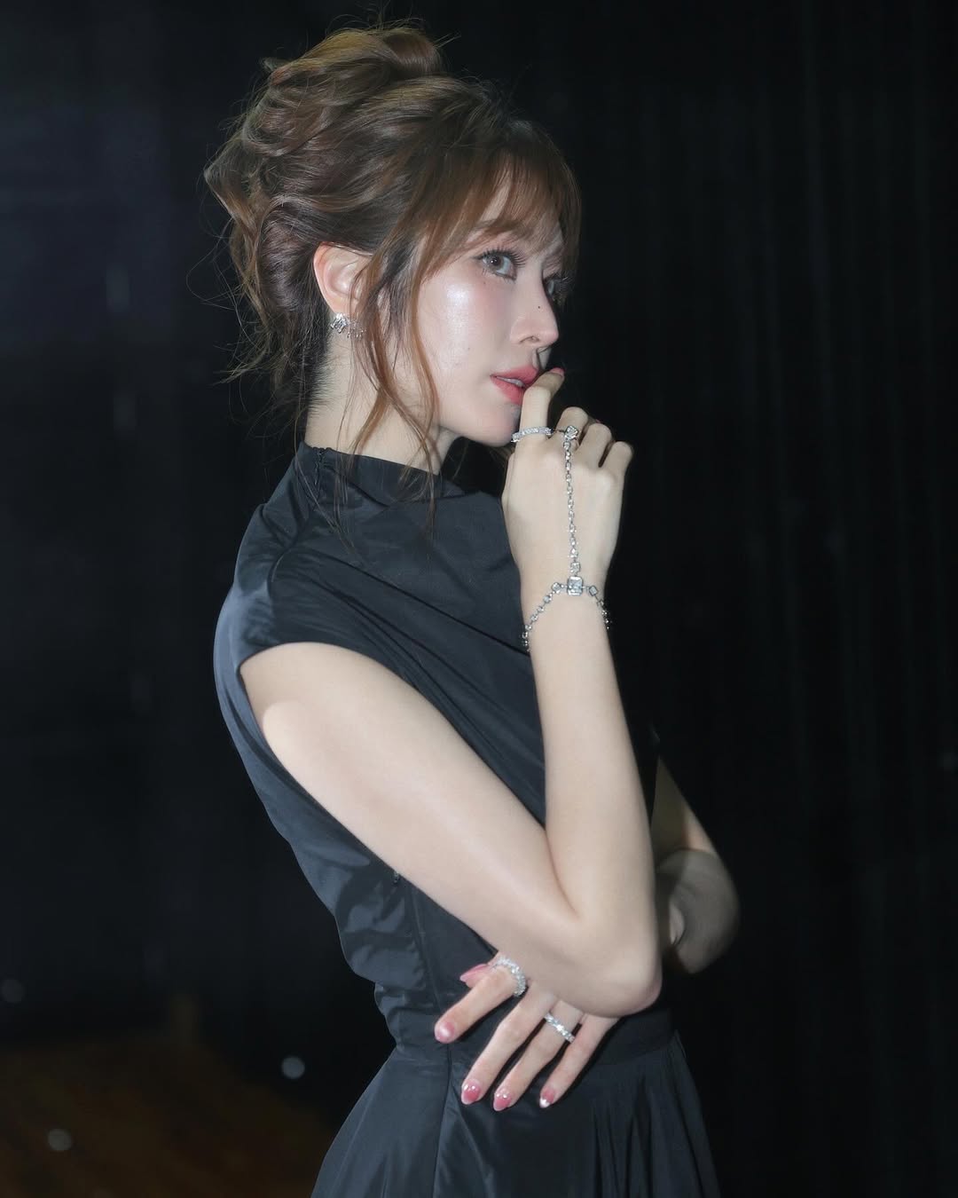ฐิสา - วริฏฐิสา ลิ้มธรรมมหิศร