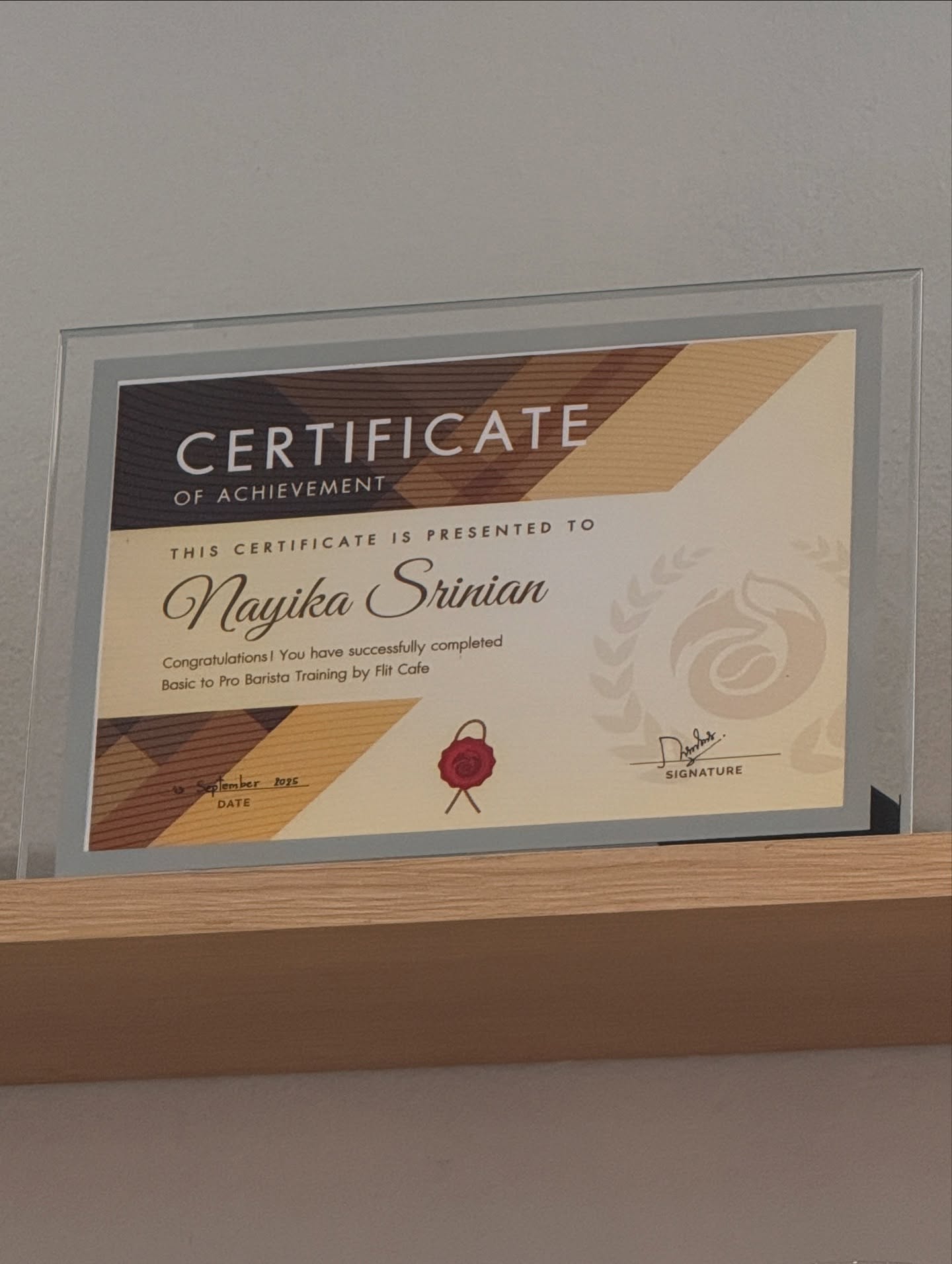 แคน - นายิกา ศรีเนียน