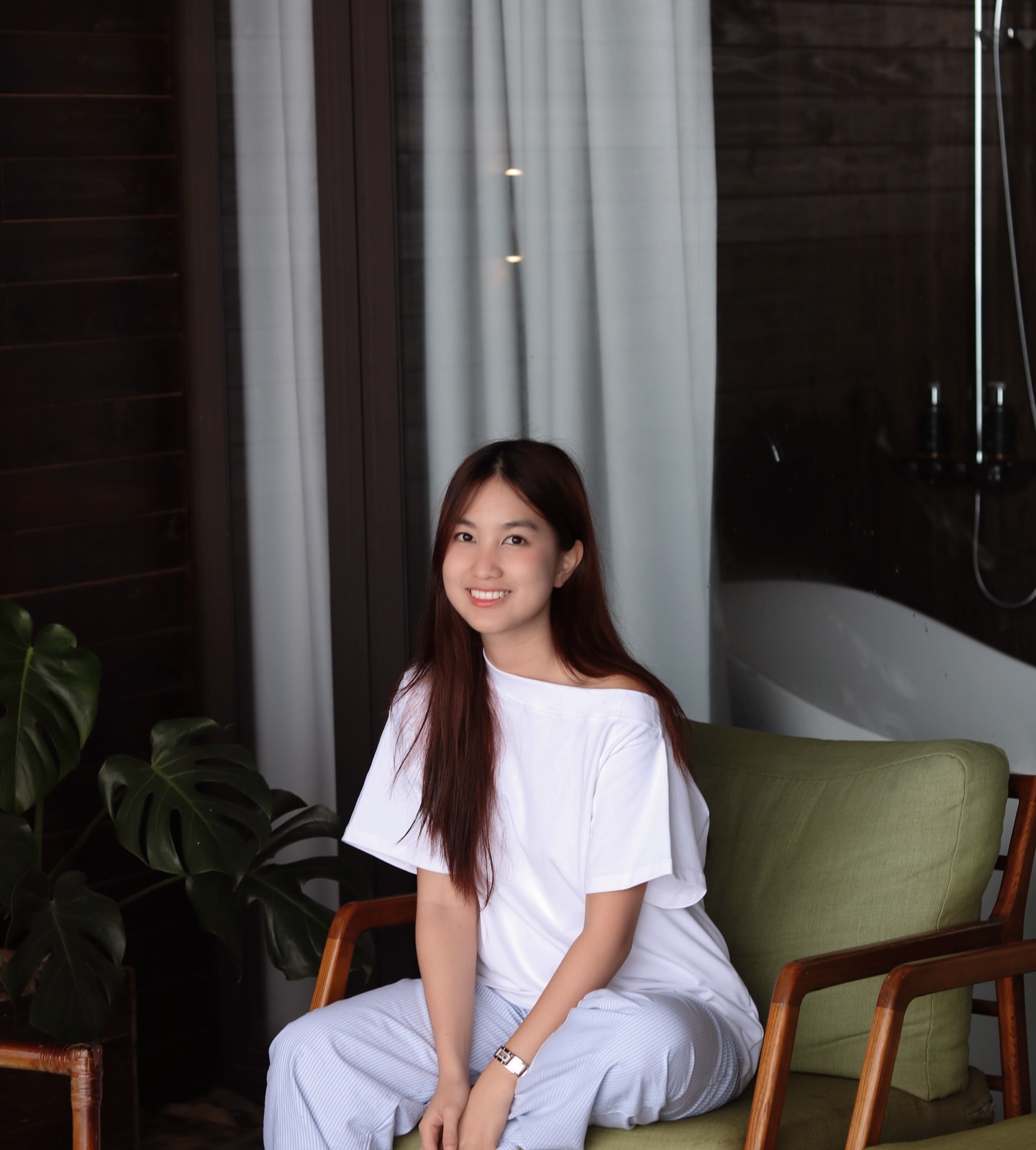 แคน - นายิกา ศรีเนียน