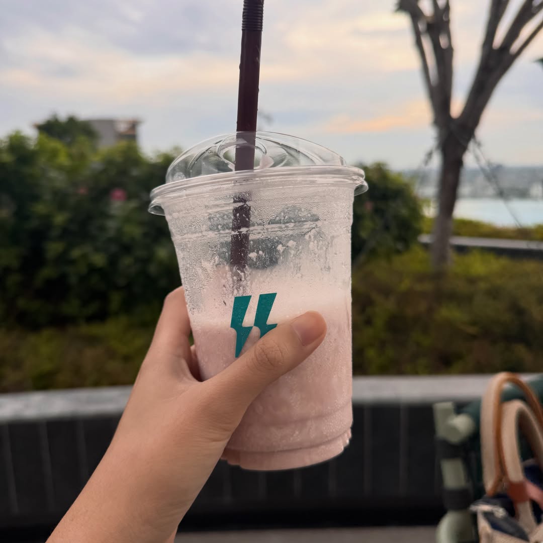 แคน - นายิกา ศรีเนียน