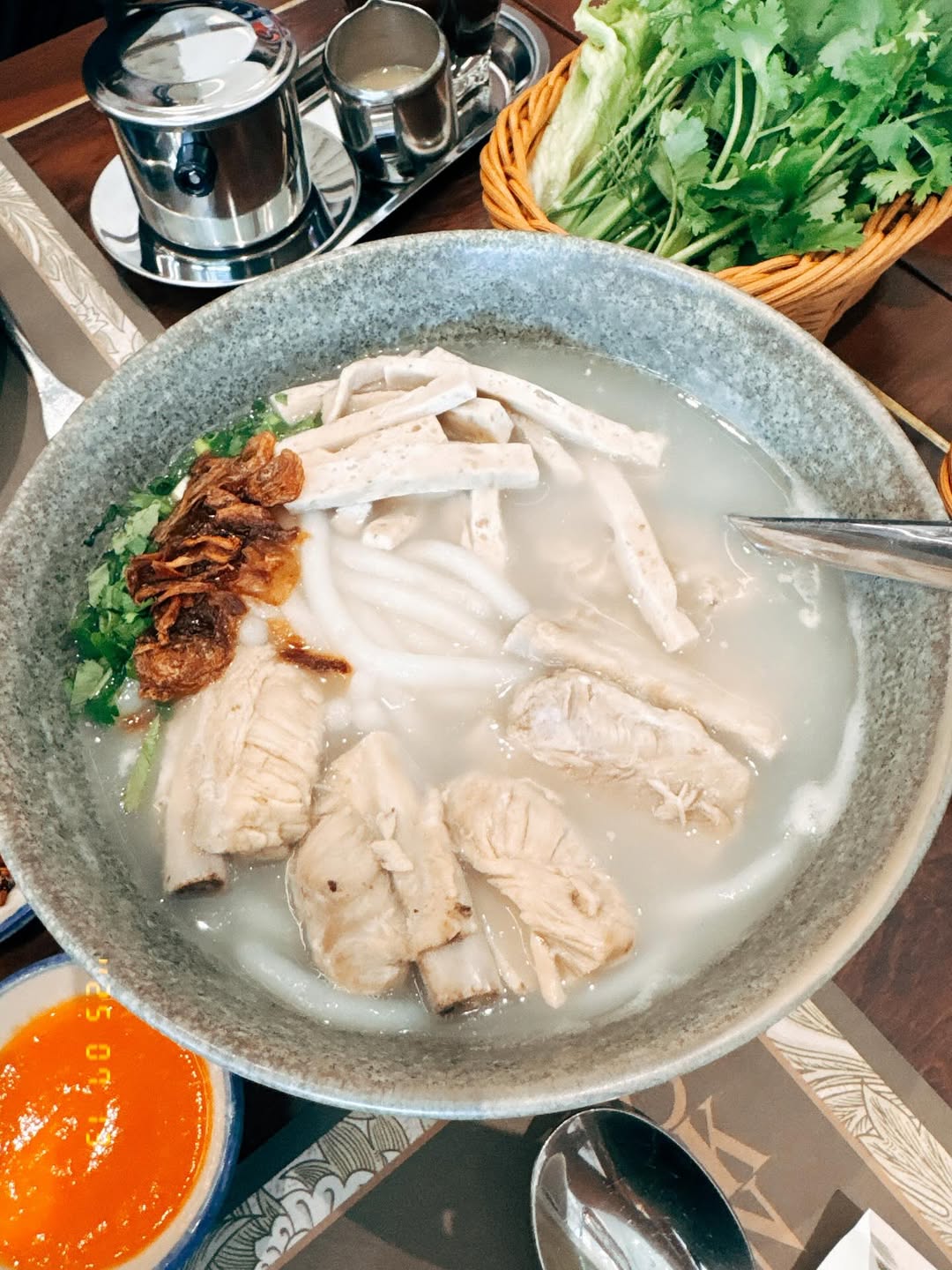แต้ว - ณฐพร เตมีรักษ์