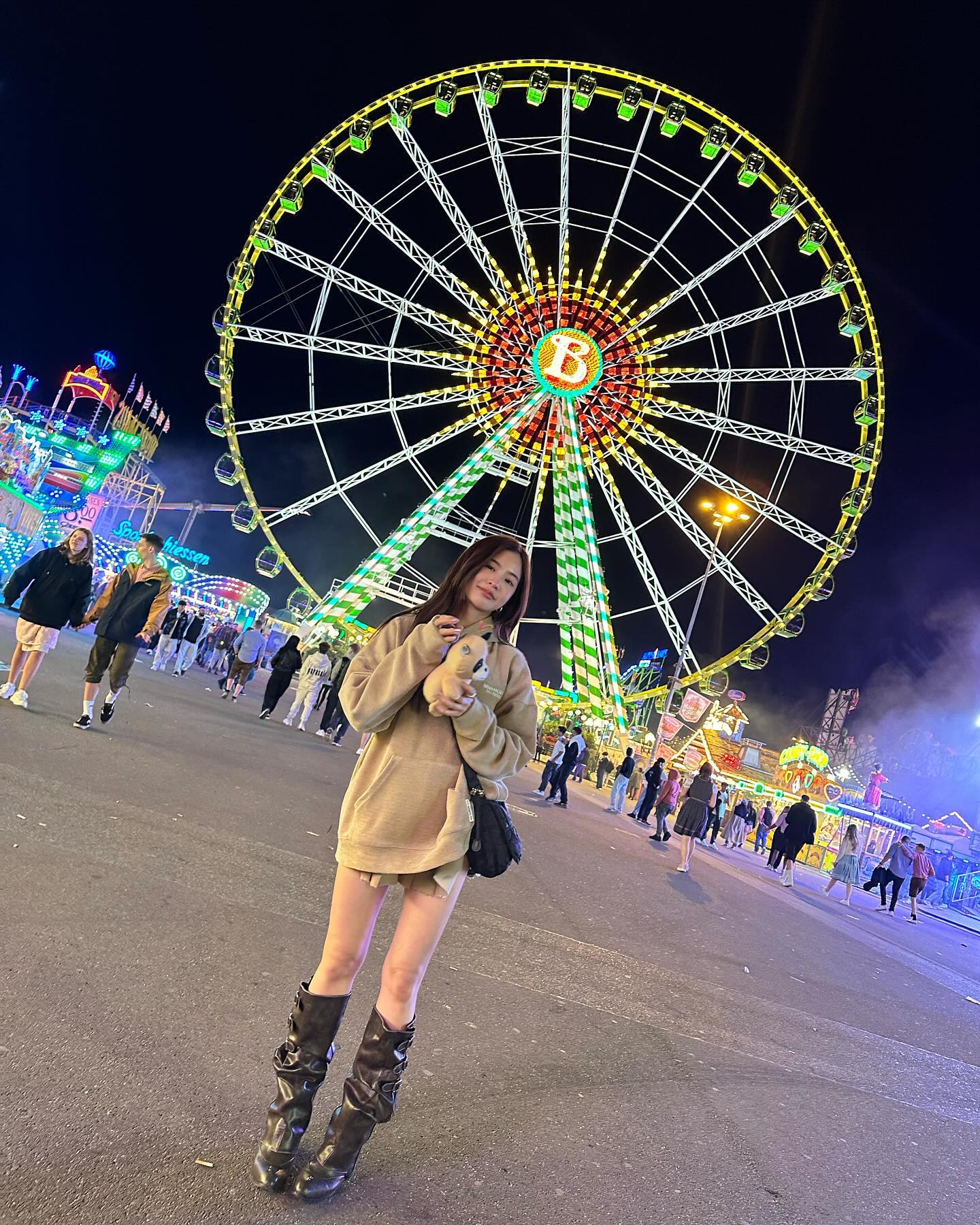 มายด์ - ลภัสลัล จิรเวชสุนทรกุล