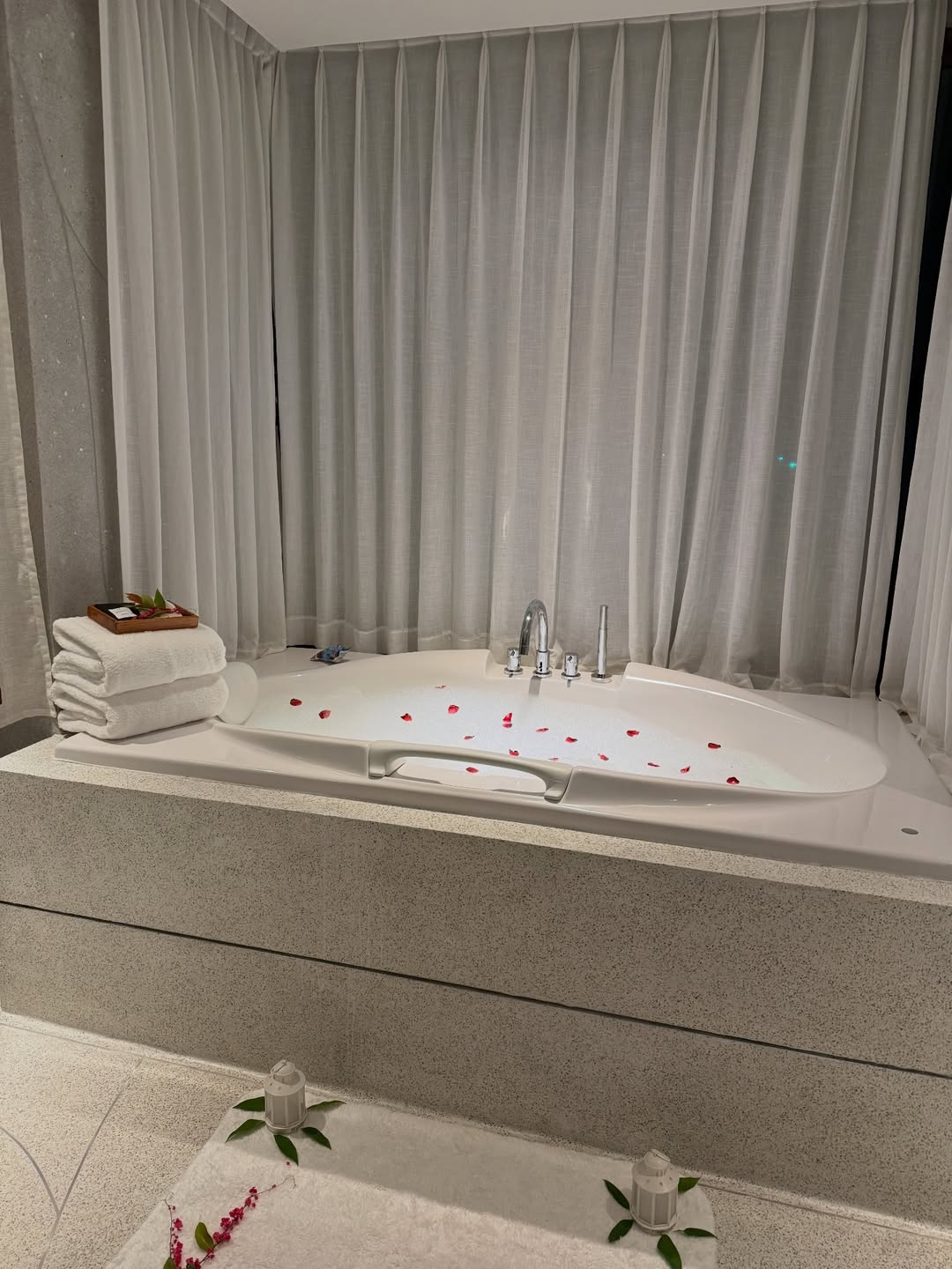 มายด์ - ลภัสลัล จิรเวชสุนทรกุล