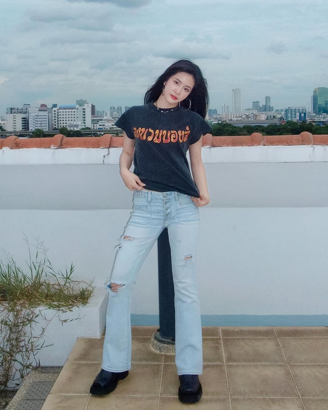 แพรว - เฌอมาวีร์ สุวรรณภานุโชค