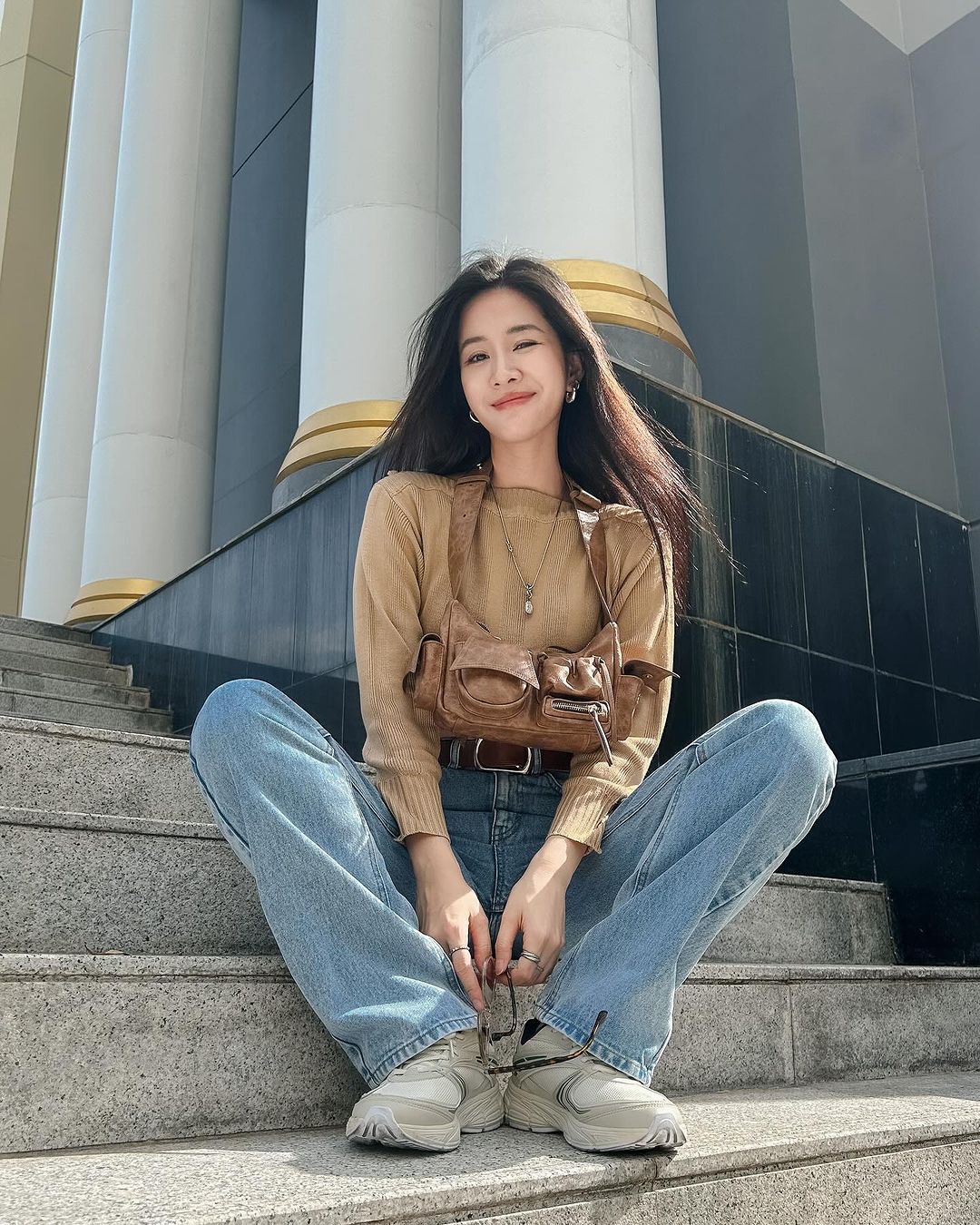 แพรว - เฌอมาวีร์ สุวรรณภานุโชค