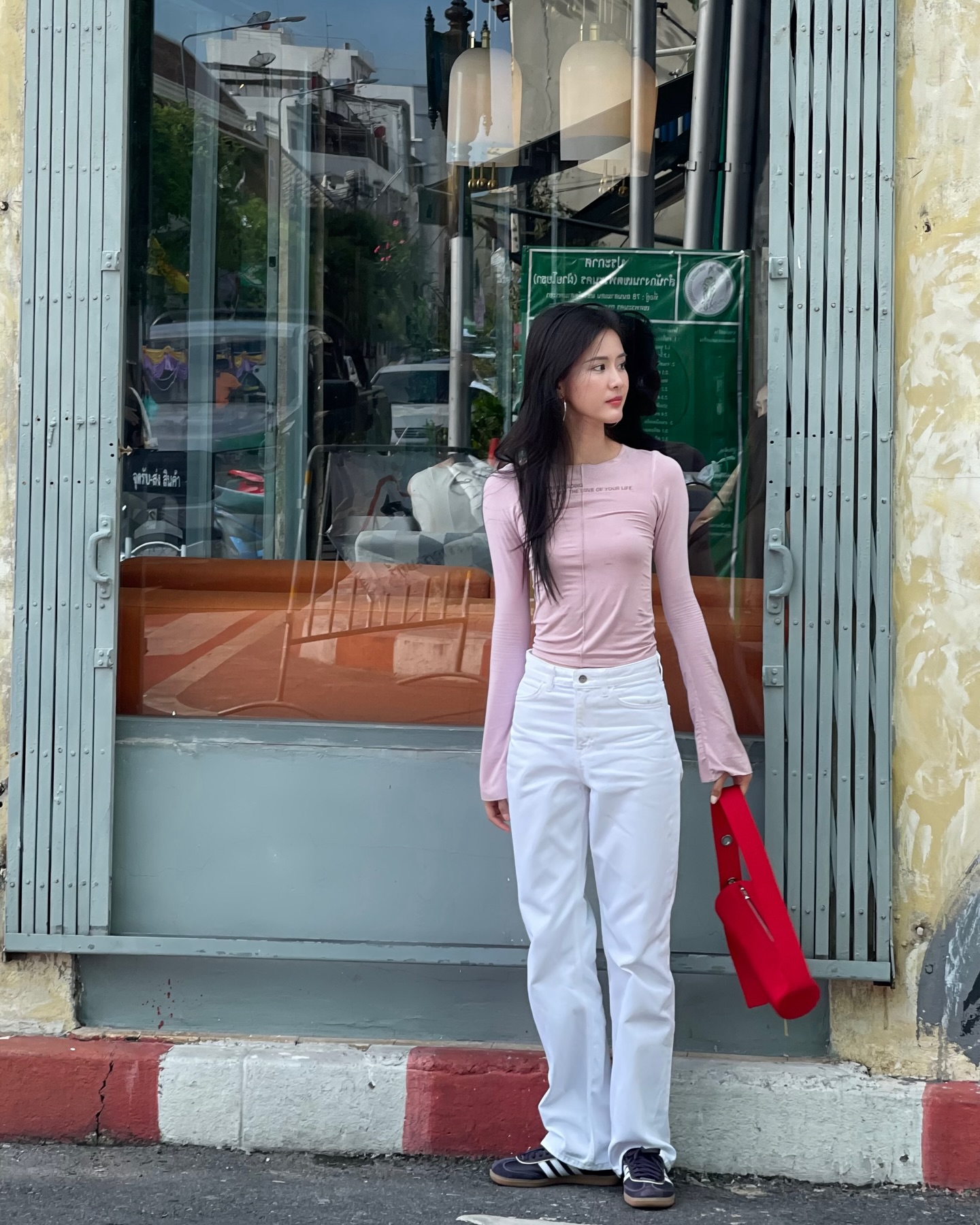 แพรว - เฌอมาวีร์ สุวรรณภานุโชค