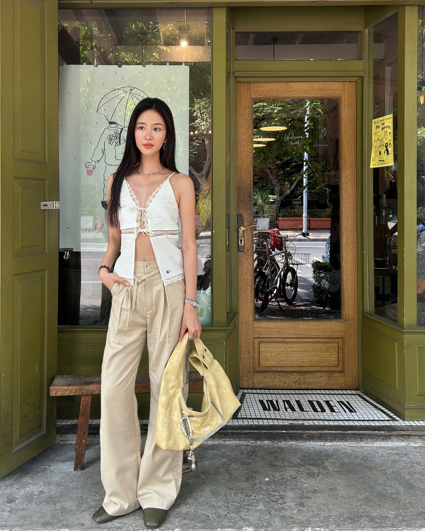แพรว - เฌอมาวีร์ สุวรรณภานุโชค