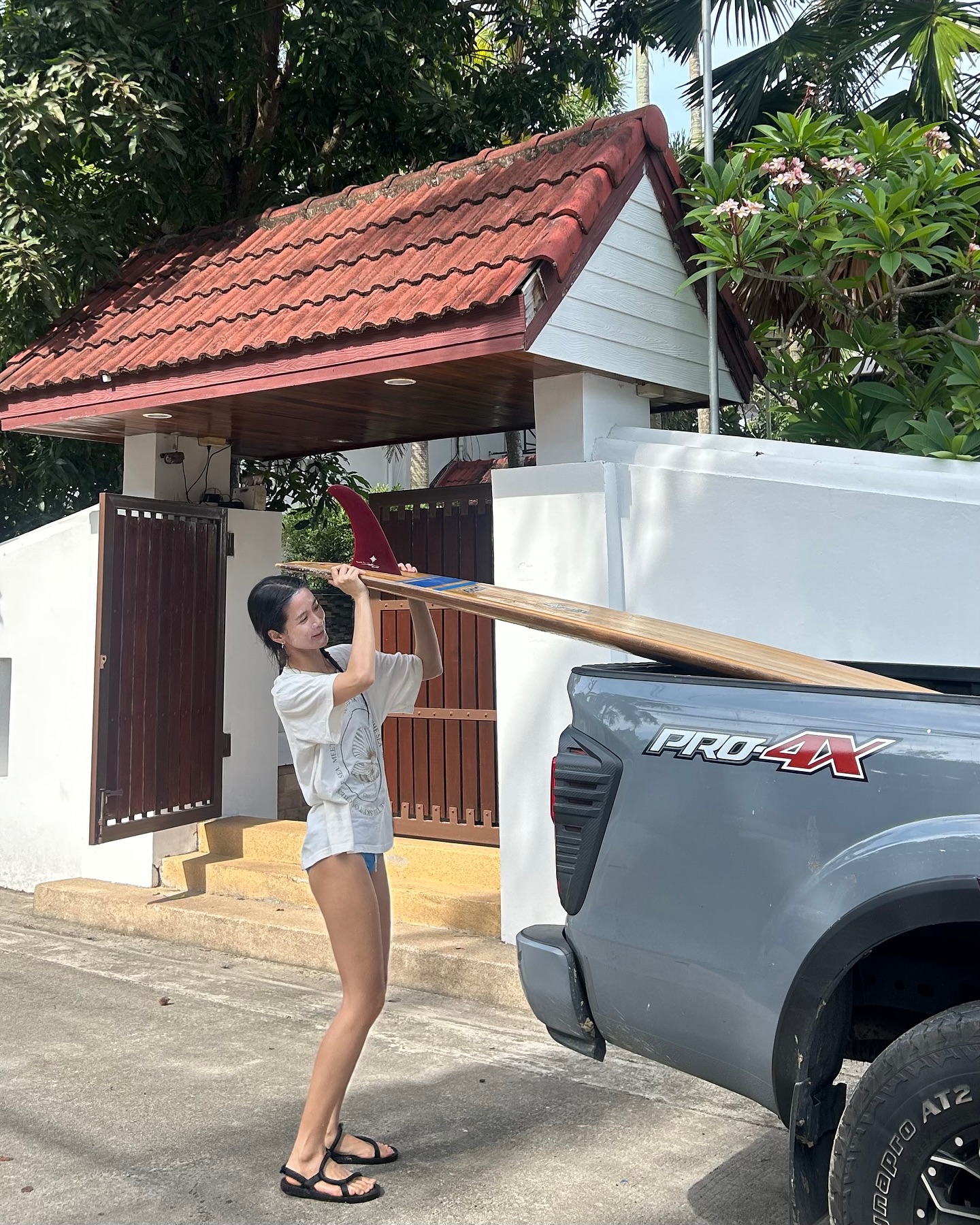 แพรว - เฌอมาวีร์ สุวรรณภานุโชค