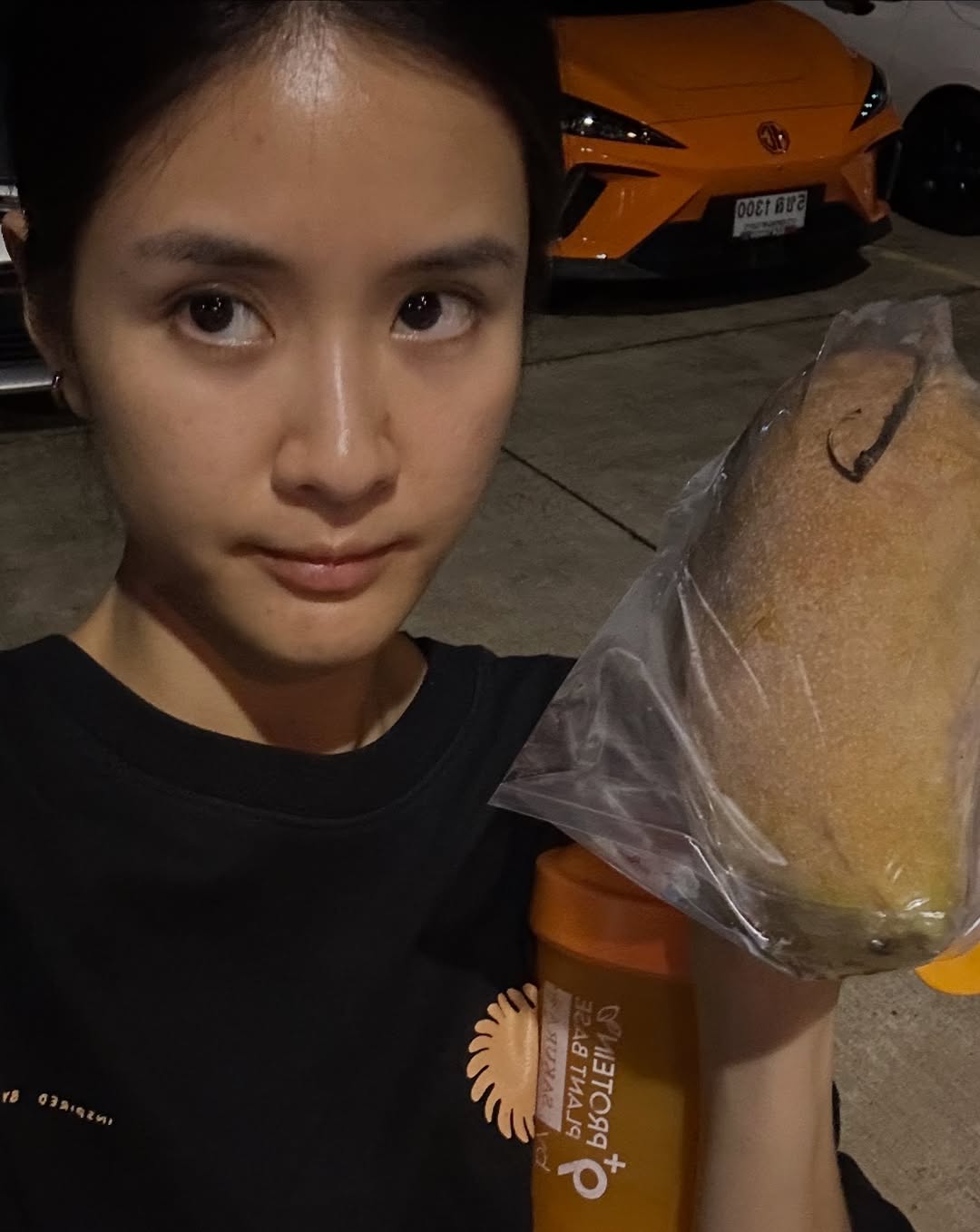 แพรว - เฌอมาวีร์ สุวรรณภานุโชค