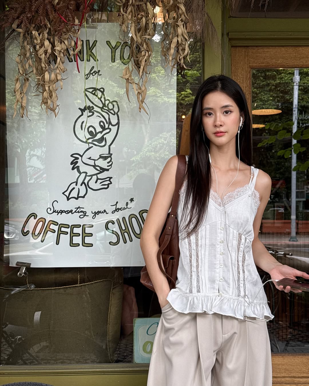 แพรว - เฌอมาวีร์ สุวรรณภานุโชค