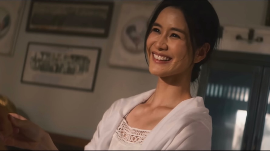 แพรว - เฌอมาวีร์ สุวรรณภานุโชค